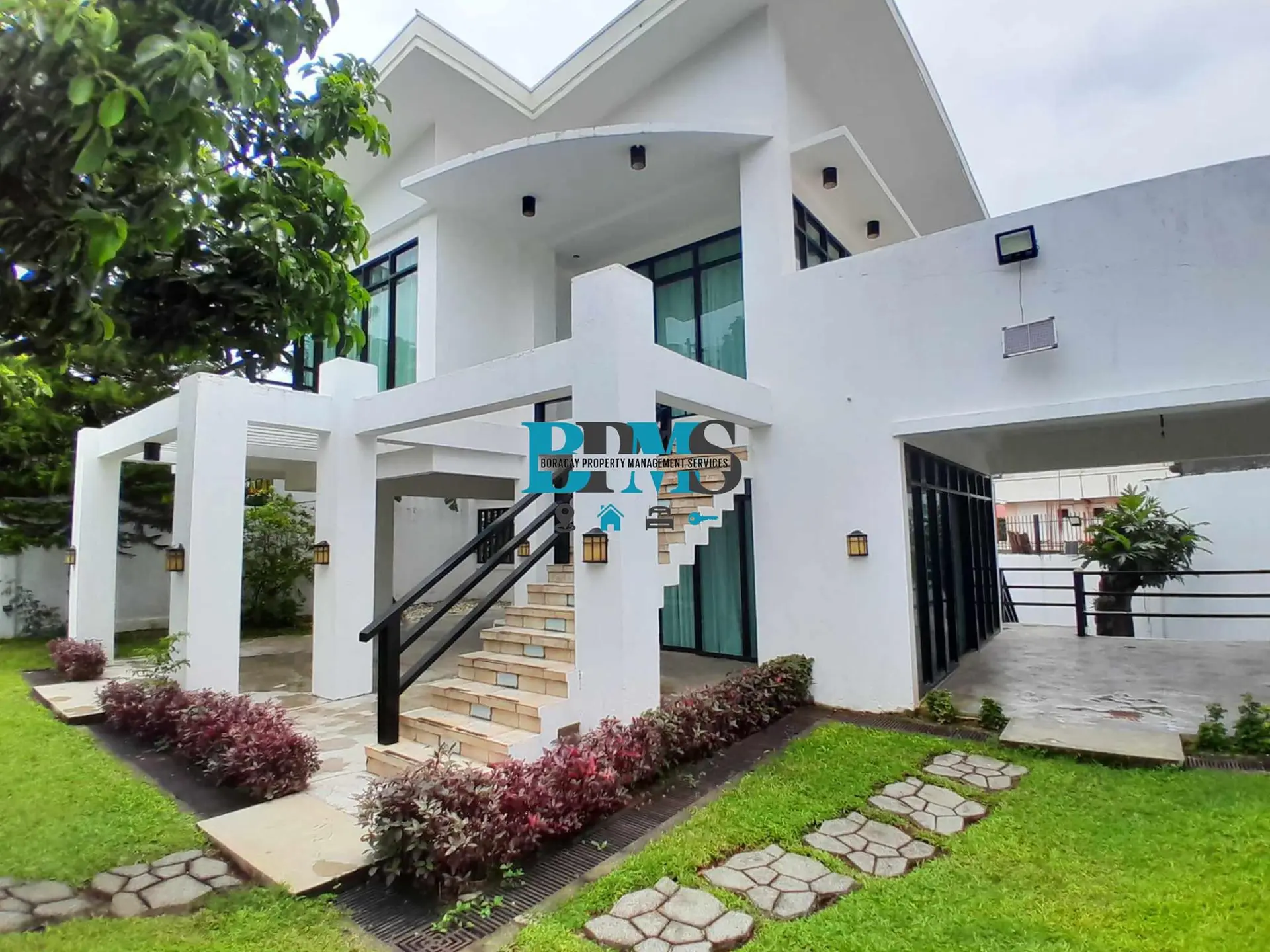 Residential House and Lot for Sale or Rent Station 1 Whitebeach