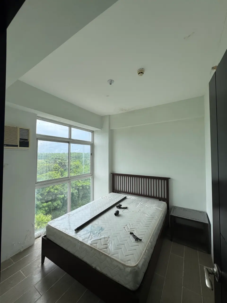 1BR Corner Bedroom in Boracay Newcoast