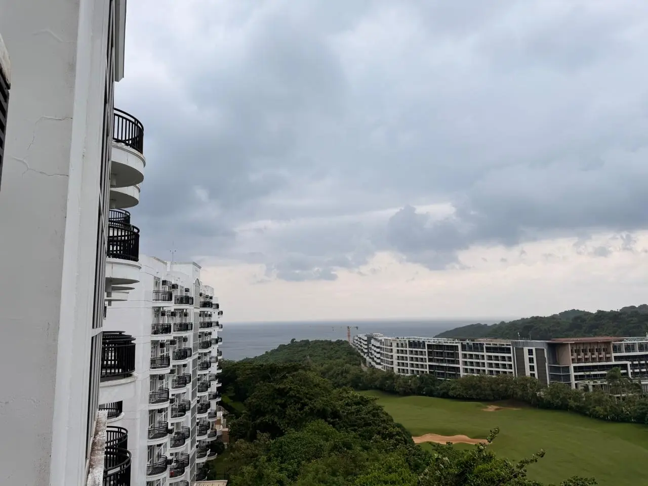 Unit K 1Br- Condo for Rent Sea view